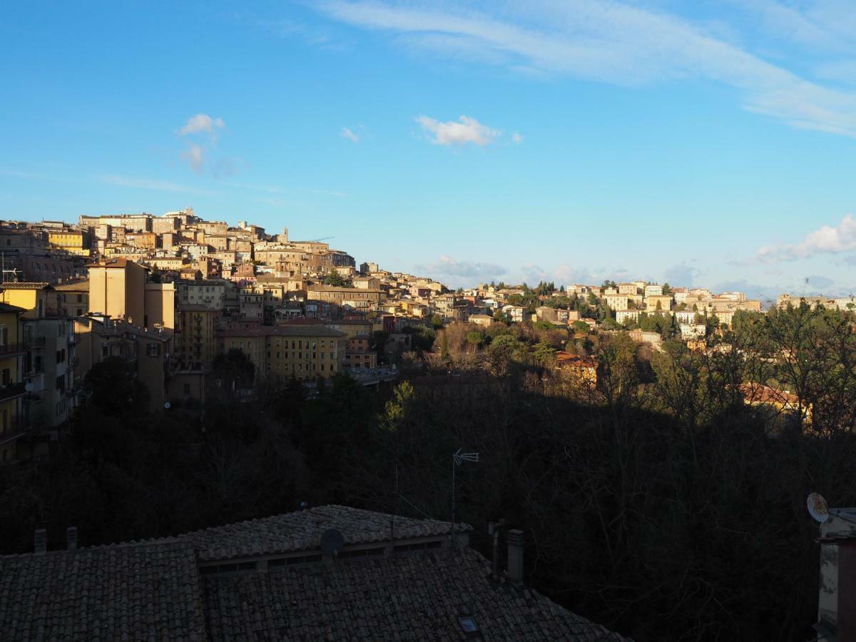 Apartamento Trompe L'Oeil Perugia Exterior foto